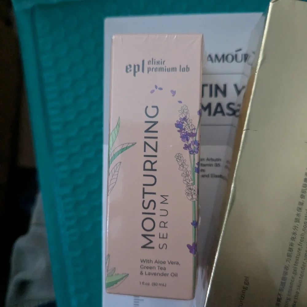 3pcs Mystery Box Face, Body & Hair Set - Some are Korean Beauty Items - Picture 12 of 16